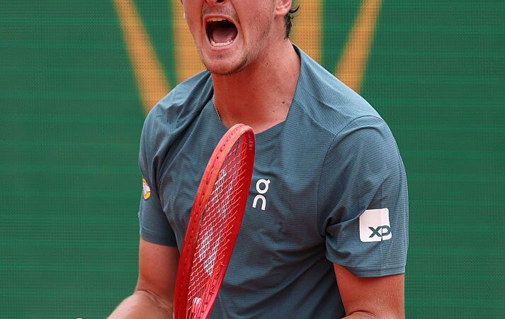 João Fonseca sobe cinco posições no ranking da ATP e volta ao top 35