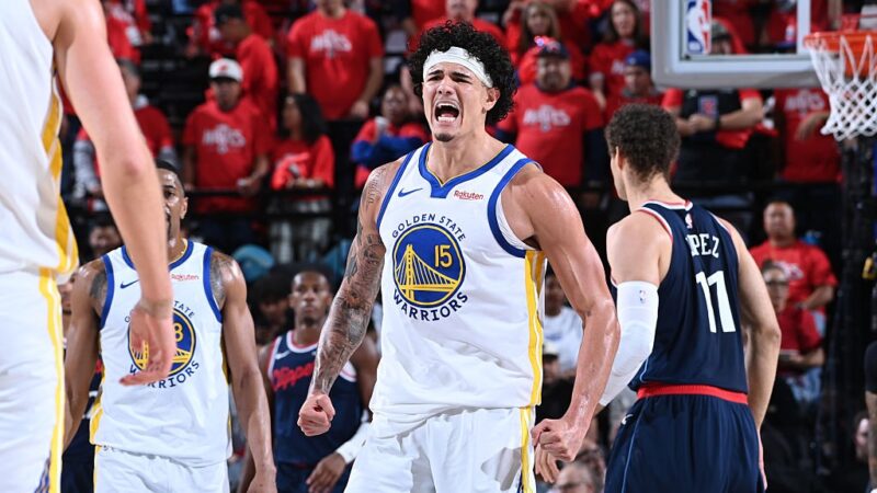 Gui Santos faz 20 pontos, Warriors viram no fim e seguem vivos no play-in da NBA