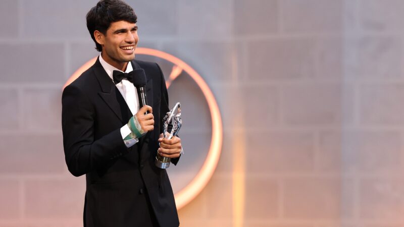 Carlos Alcaraz afirma que Sinner o tornou um jogador melhor: “Ele faz com que eu me dedique 100%”