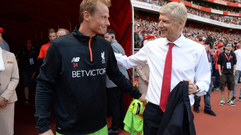 Goleiro ex-Arsenal, Liverpool e Juventus morre em acidente de trânsito aos 48 anos