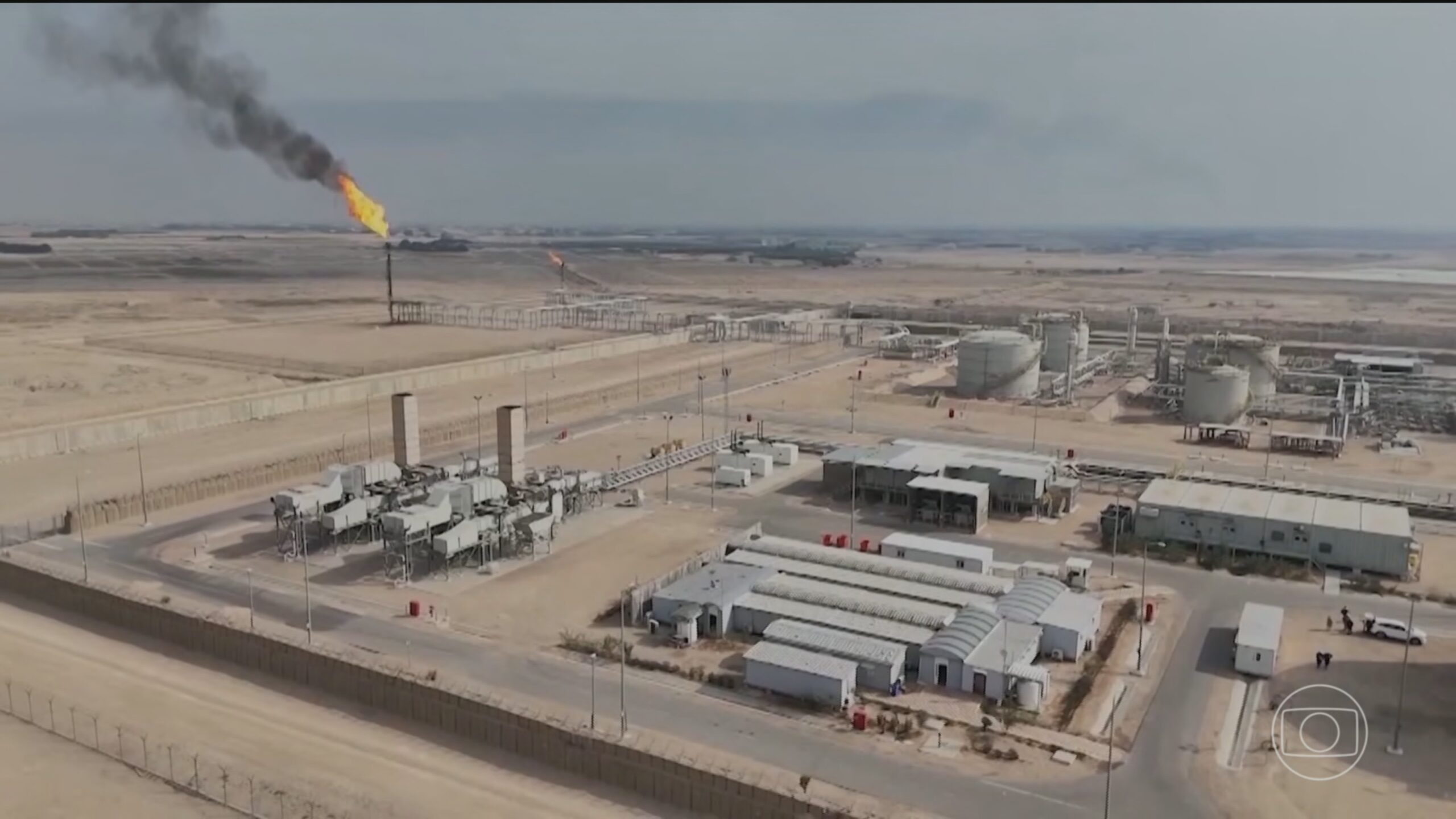 Preço do petróleo sobe em dia de ultimato de Trump para que Irã reabra Estreito de Ormuz