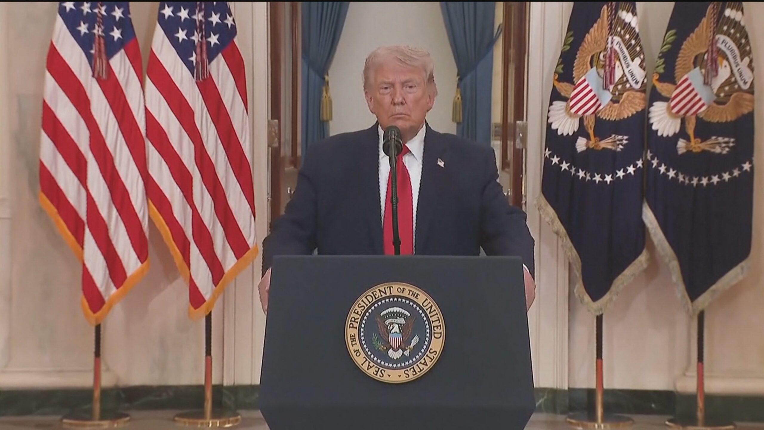 Trump dá prazo de 48 horas para Irã reabrir Estreito de Ormuz ‘antes que o inferno se abata sobre eles’