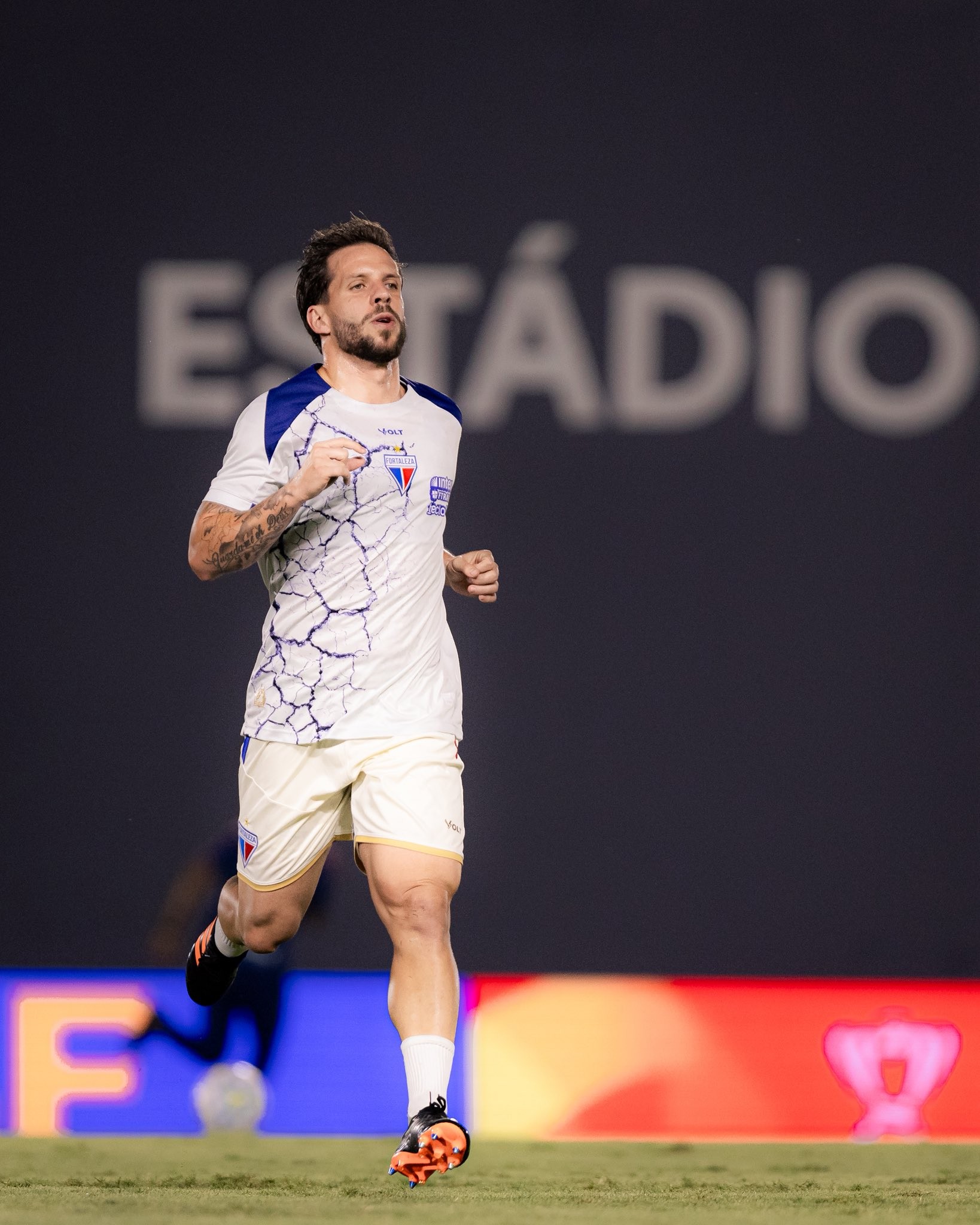 Lucas Sasha avalia começo de ano do Fortaleza: “entre trancos e barrancos”