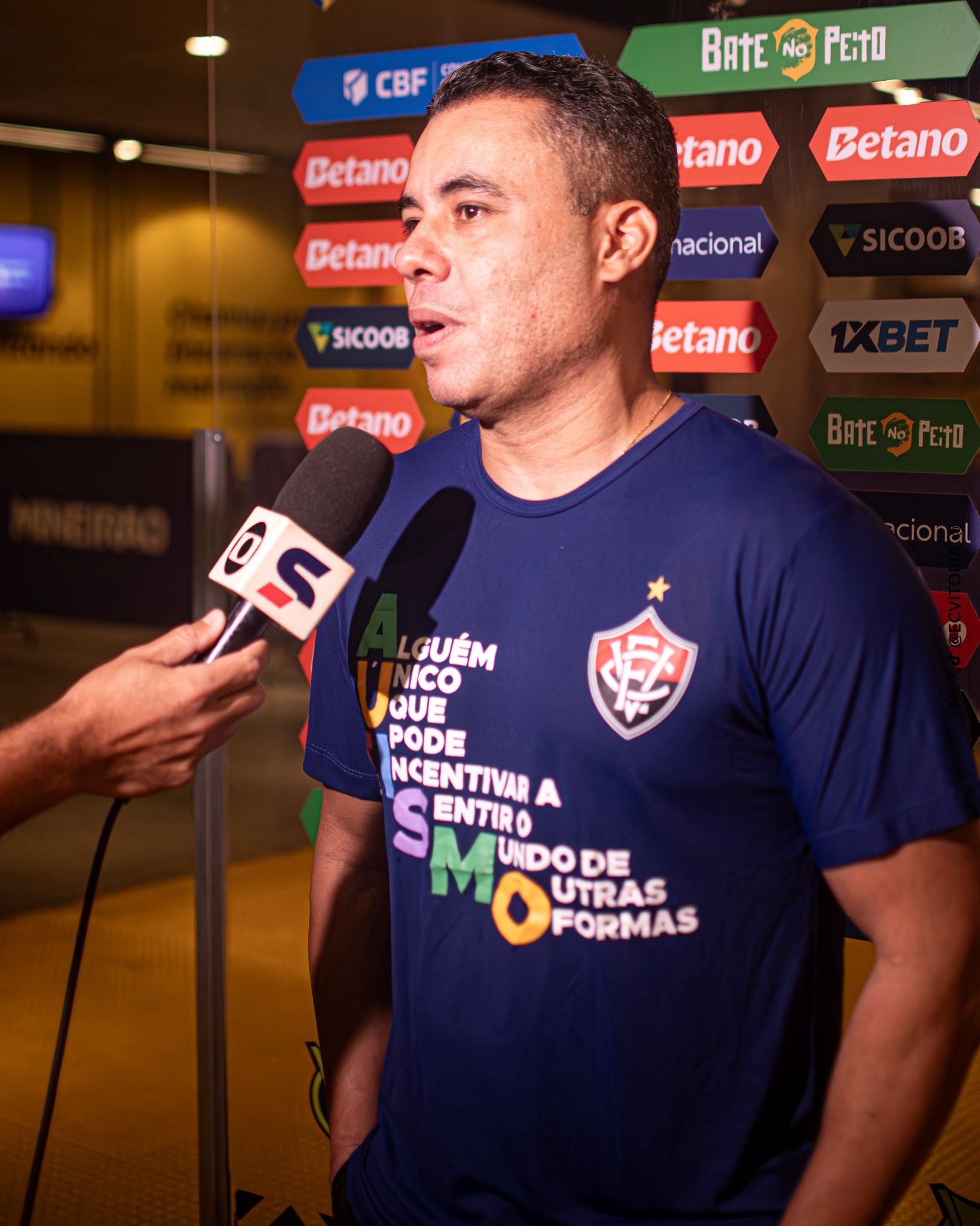 Vitória promove ação de conscientização sobre autismo antes de jogo contra o Cruzeiro