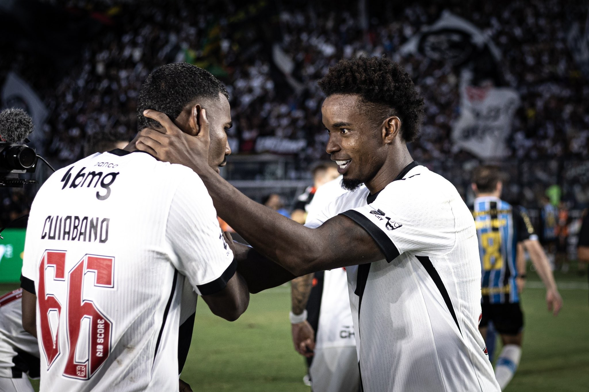 Da saída de Coutinho ao clima com Renato: o que mudou no Vasco desde o último clássico contra Botafogo