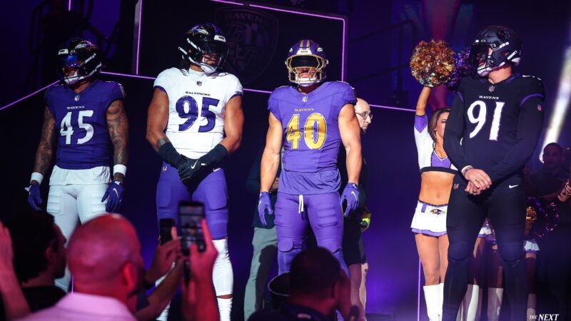 Ravens, Rams e Commanders revelam uniformes para nova temporada da NFL