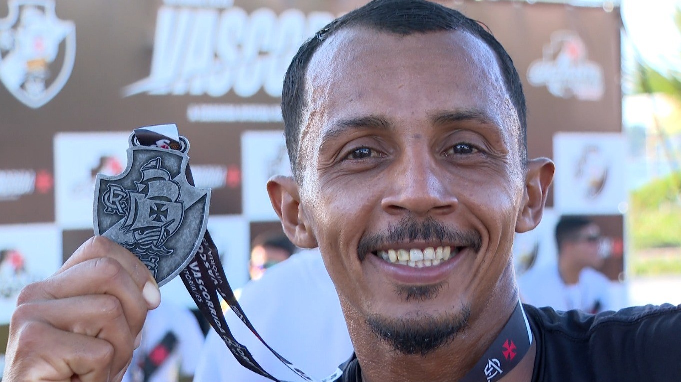 Corrida do Vasco agita Vitória e leva milhares de torcedores para as ruas