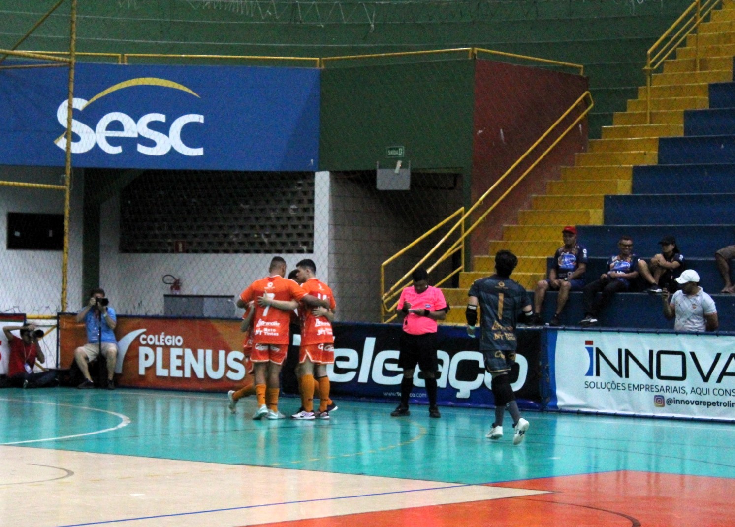 Sábado na Copa TV Grande Rio tem vaga na semi definida por gols, clássico e goleadas