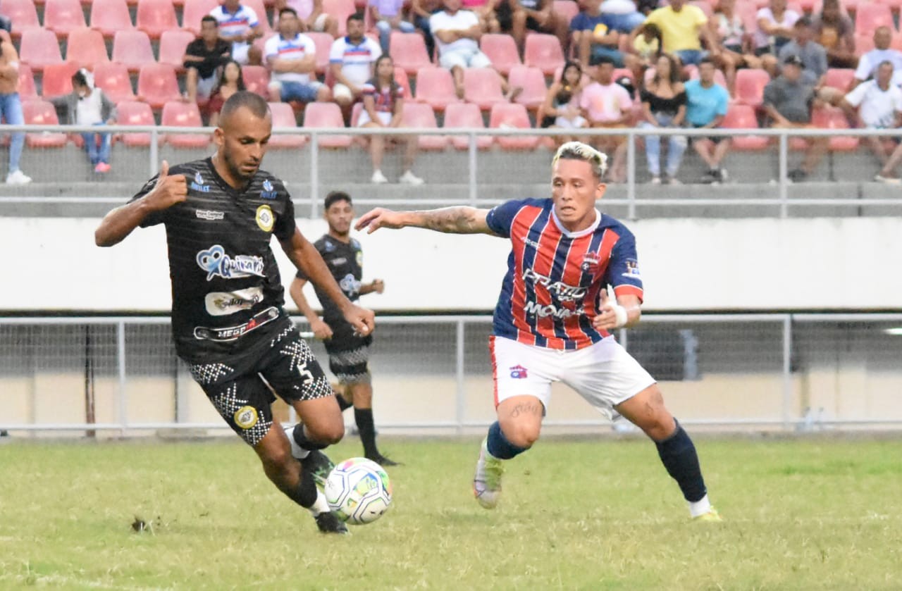 Ex-volante Renato Paulo é anunciado como novo treinador do Galvez Feminino