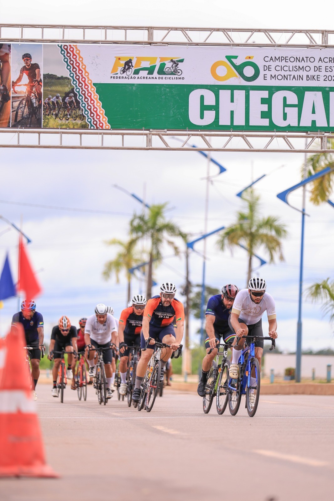 Carlos Eduardo e Letícia Macedo vencem categoria Elite na 4ª etapa Acreano de Ciclismo; veja pódios