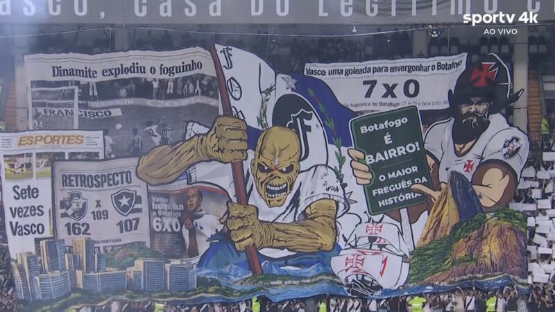 Torcida do Vasco faz mosaico e provoca o Botafogo; veja vídeo