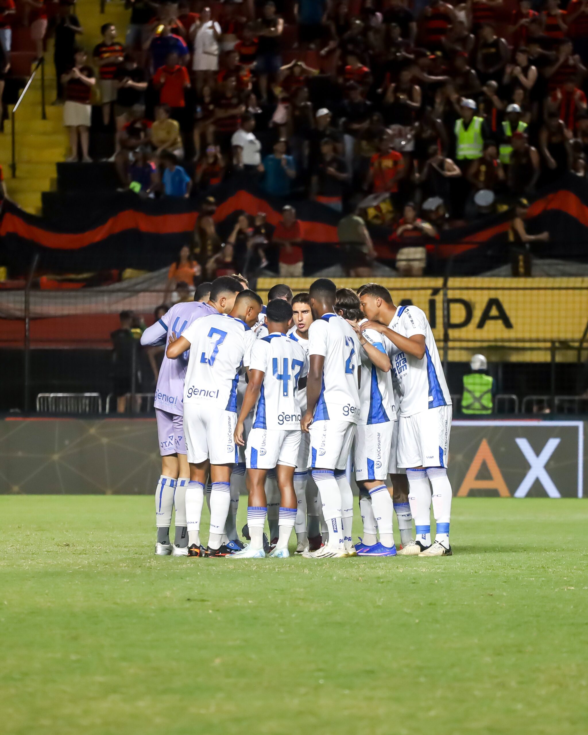 Cauan de Almeida questiona pênalti marcado contra o Avaí: “Inexistente”