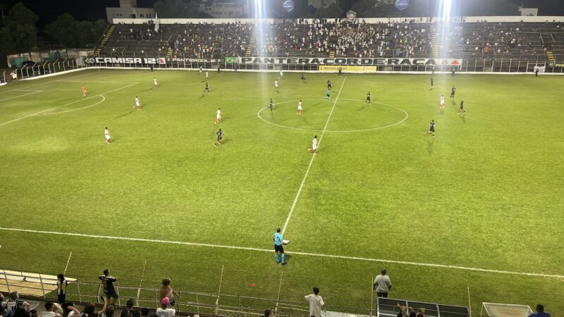 Democrata GV vence Tombense no Mamudão e assume vice-liderança do grupo A12