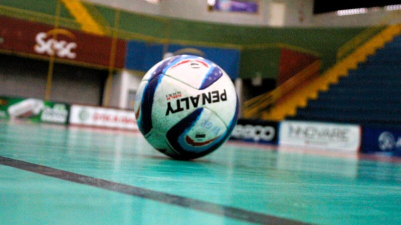 Partidas pela Série Ouro agitam a rodada desta quarta na Copa TV Grande Rio de Futsal