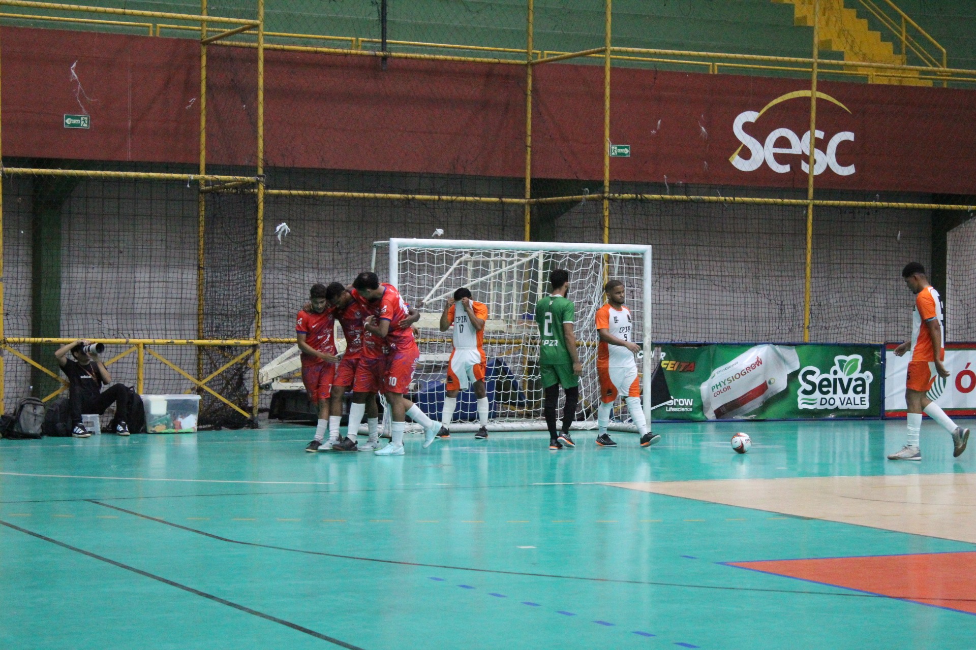Copa TV Grande Rio de Futsal: rodada tem goleada no Sub-12 e briga por colocação no grupo B da Série Ouro