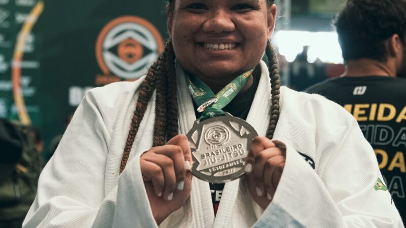 Manhuaçuense é vice-campeã no Campeonato Brasileiro de Jiu-Jitsu