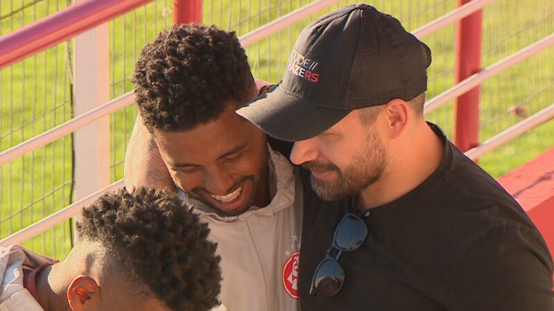 Sobis explica críticas a jogadores da base do Inter e cobra compromisso