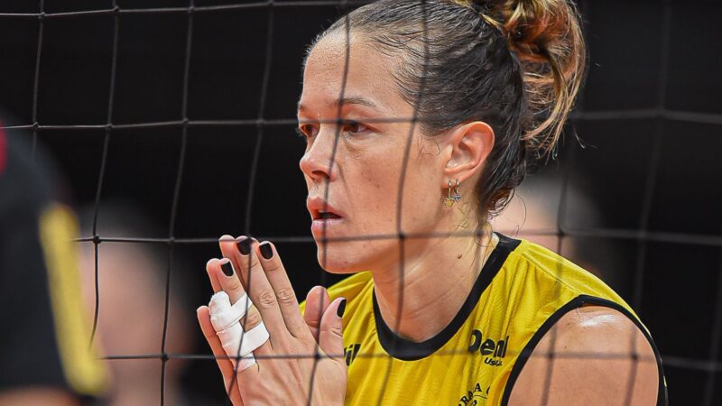 Michelle vê mérito do Sesc-Flamengo em virada sobre o Praia e projeta jogo 3: “Não tem nada ganho”