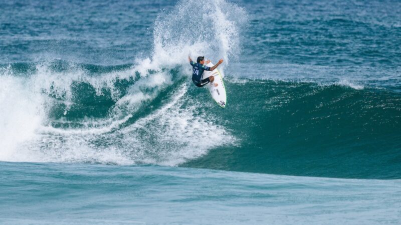Miguel Pupo avança às oitavas em Bells Beach