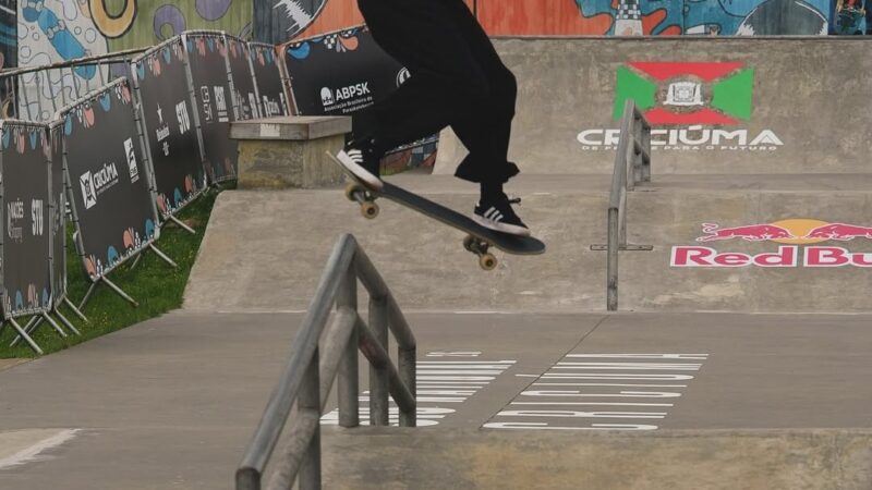 Gabi Mazetto conquista bronze no skate street do STU National em Criciúma