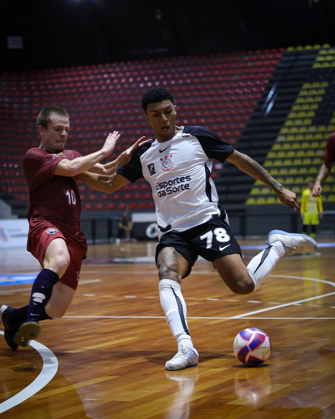 Praia Grande perde para o Corinthians na estreia do Paulista de Futsal