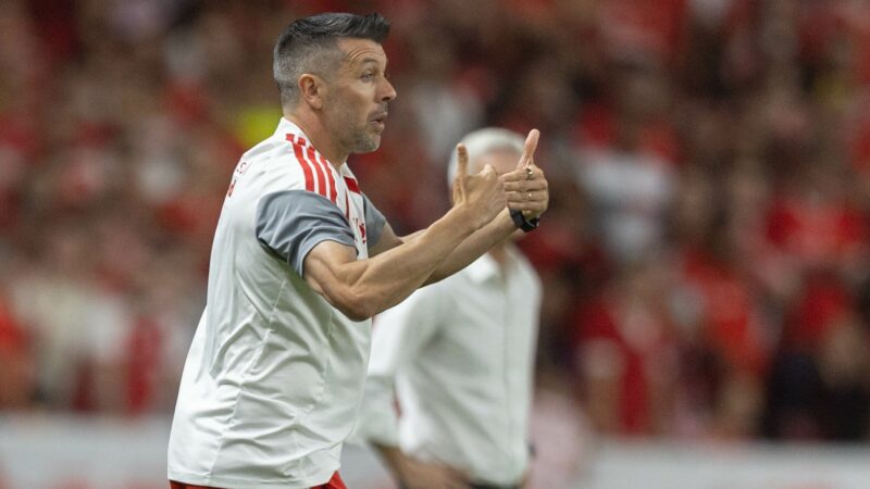 Pezzolano completa 100 dias de trabalho no Inter em busca de equilíbrio; veja números