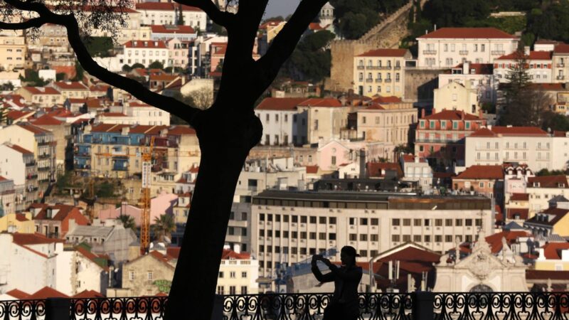 Portugal aprova Lei da Nacionalidade que afeta brasileiros; veja o que muda