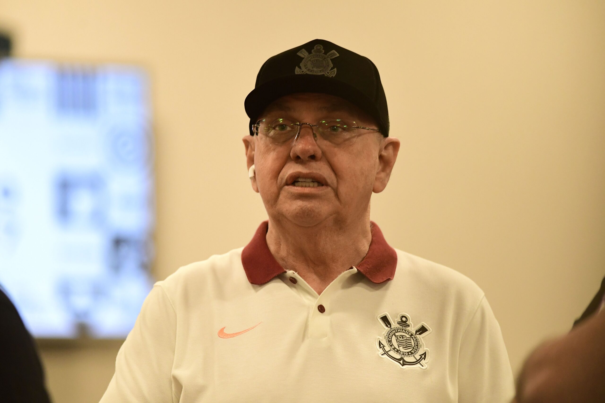 Conselho Fiscal do Corinthians recomenda aprovação com ressalvas das contas de 2025