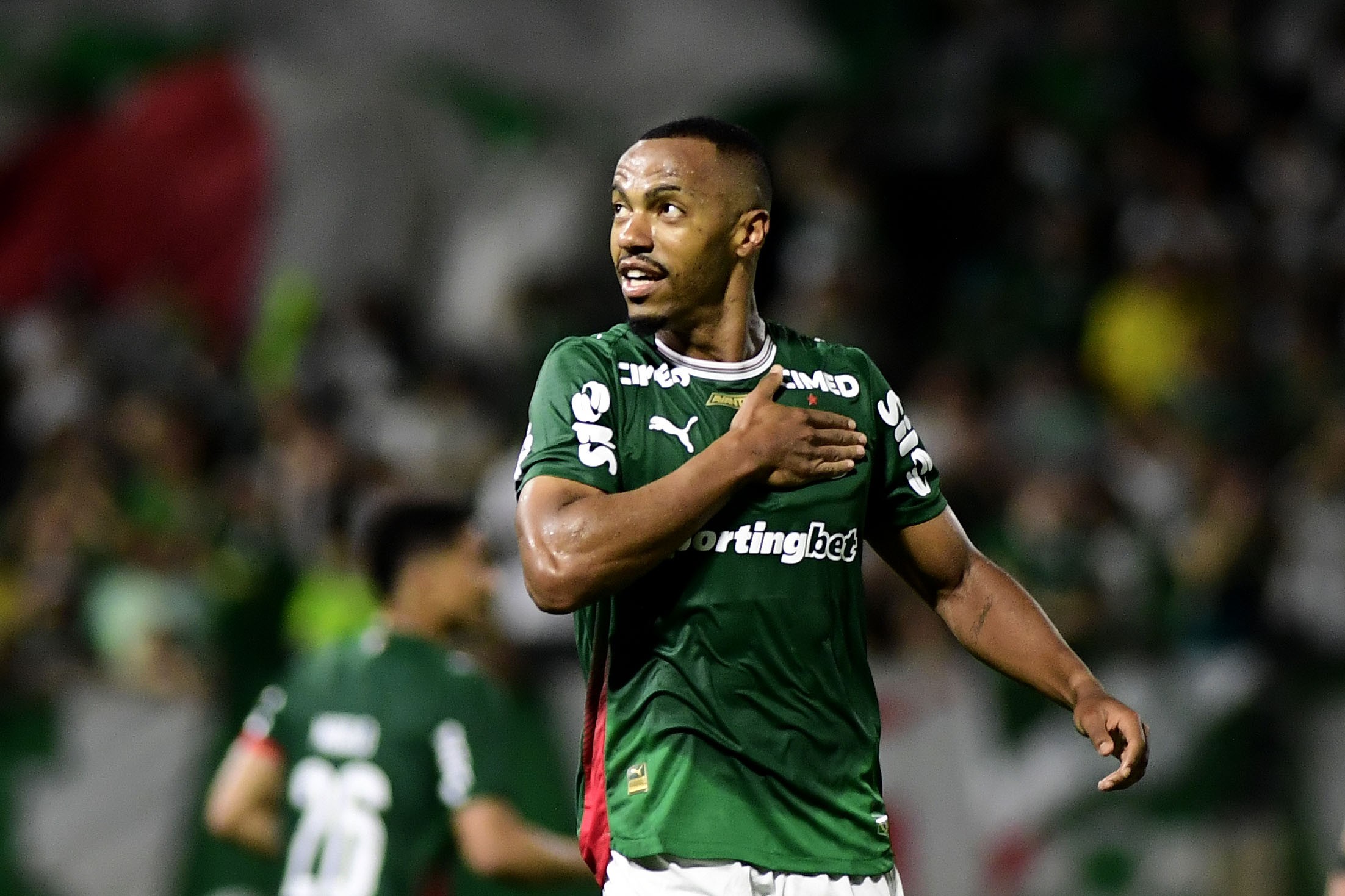 Substituir Marlon Freitas, líder do ranking de mais utilizados, virou desafio no Palmeiras; veja opções