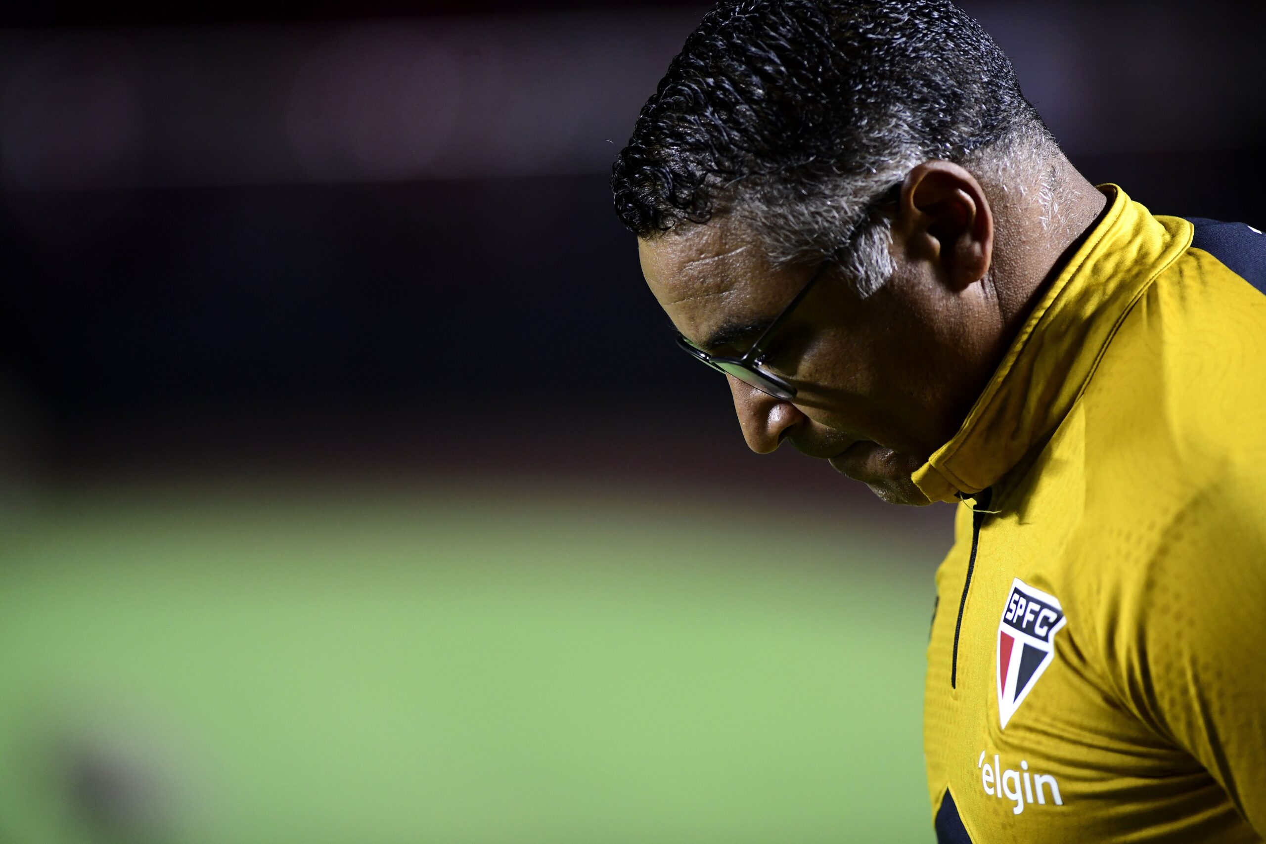 Exagero? Injustiça? O que o São Paulo pensa sobre as vaias a Roger Machado mesmo em vitórias