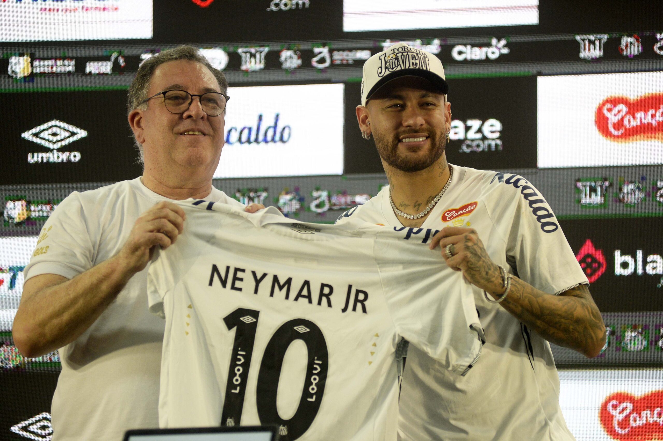 Efeito Neymar ajuda a turbinar receitas, e Santos cresce 70% em relação a ano anterior na elite