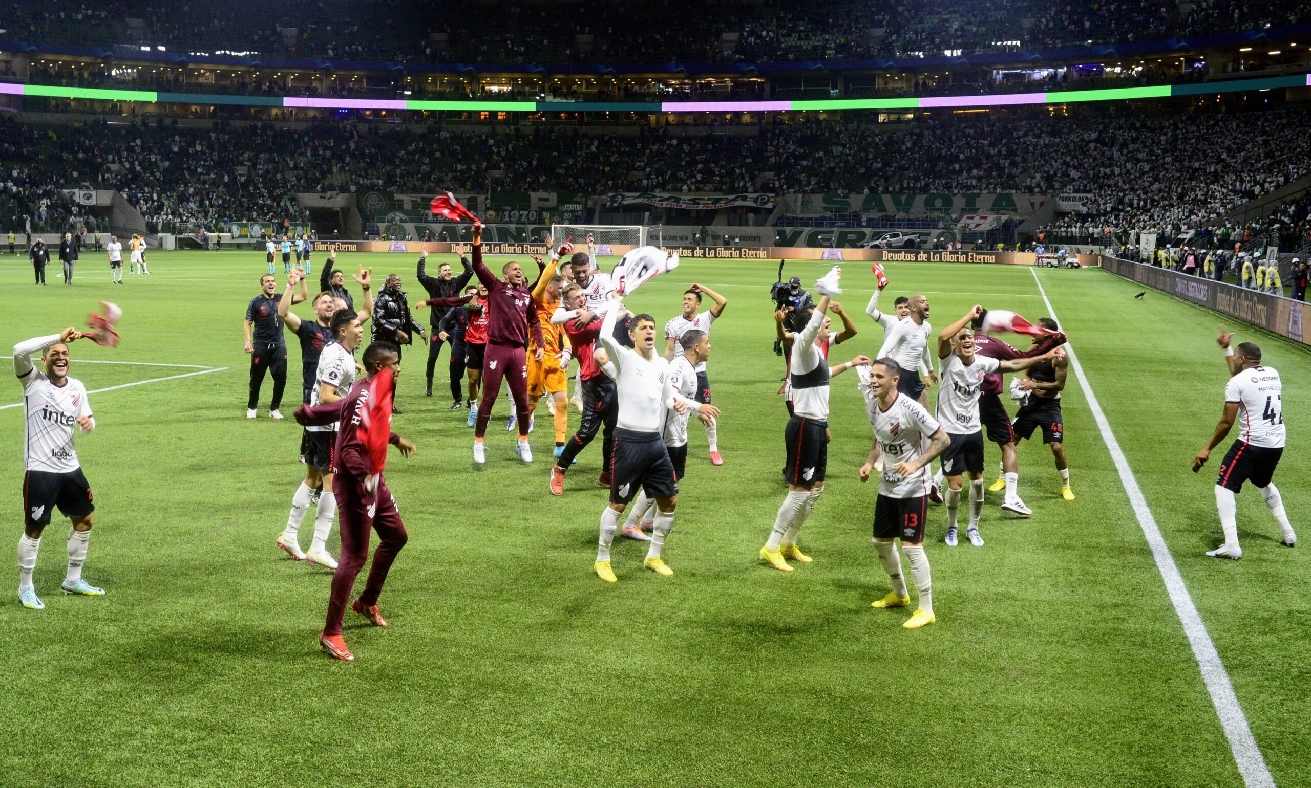 Athletico volta à casa do Palmeiras após quatro anos e tem última visita como inspiração
