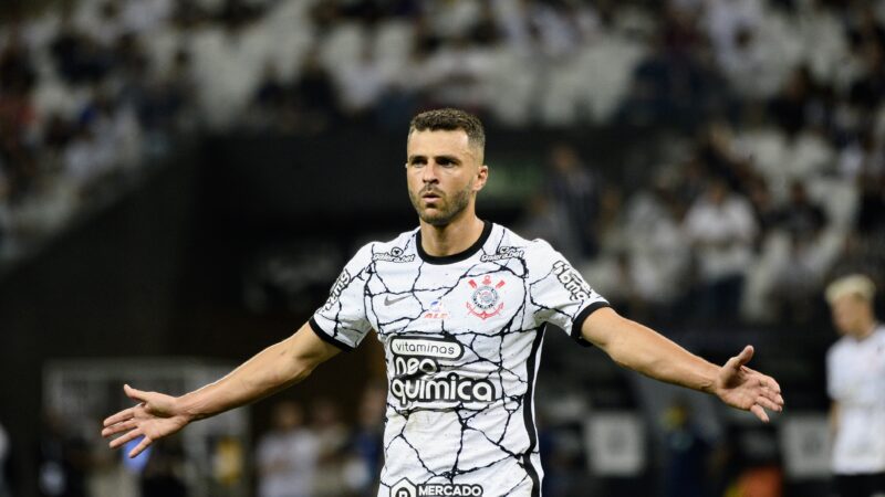 Júnior Moraes lembra traumas da guerra na Ucrânia e dificuldades no Corinthians: “A batalha da mente é a pior”