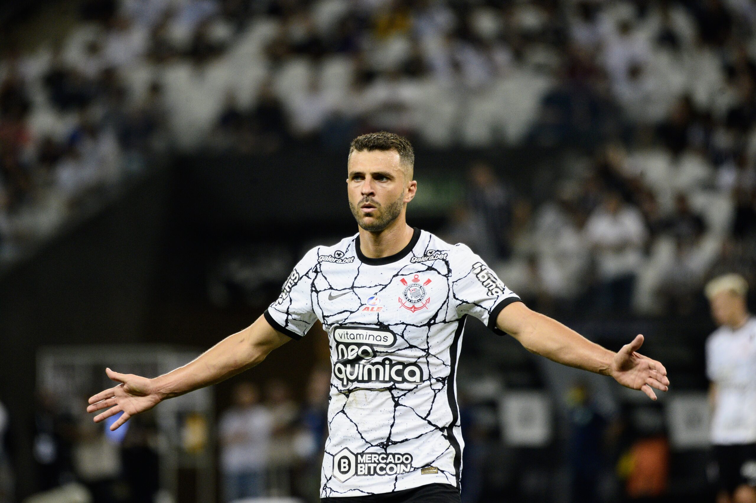 Júnior Moraes lembra traumas da guerra na Ucrânia e dificuldades no Corinthians: “A batalha da mente é a pior”