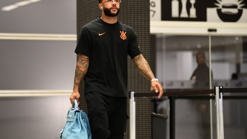 Dívida milionária e incerteza sobre renovação: Corinthians e Memphis têm mais dois meses de contrato