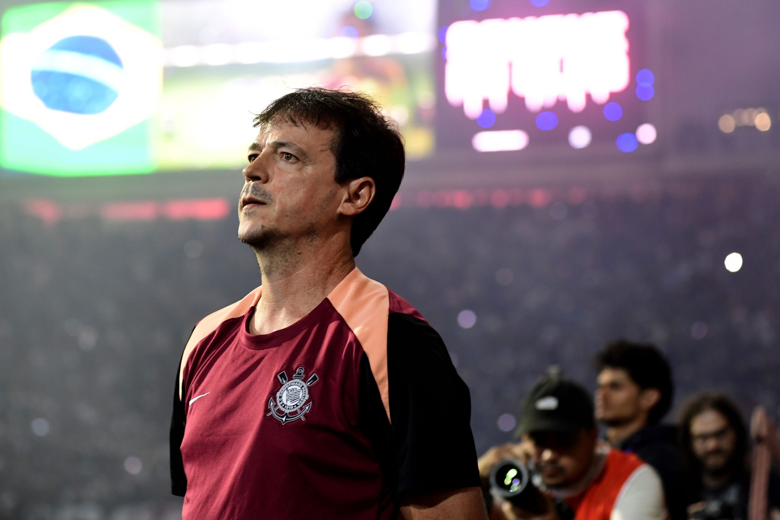 Diniz, o psicólogo, precisará lidar no Corinthians com descontroles que nem Freud explica