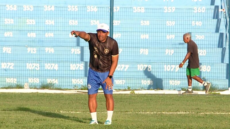 Técnico do Parnahyba, Zé Augusto cita benefícios em conhecer elenco do Moto e alerta: “Jogo perigoso”