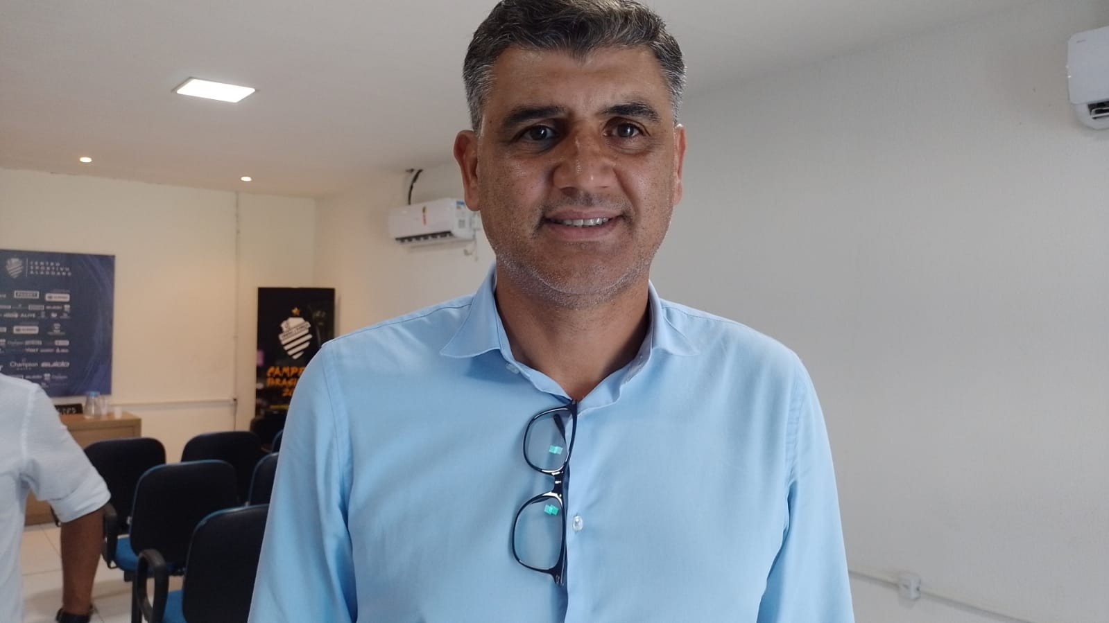 São José anuncia saída do executivo de futebol Sidiclei Menezes