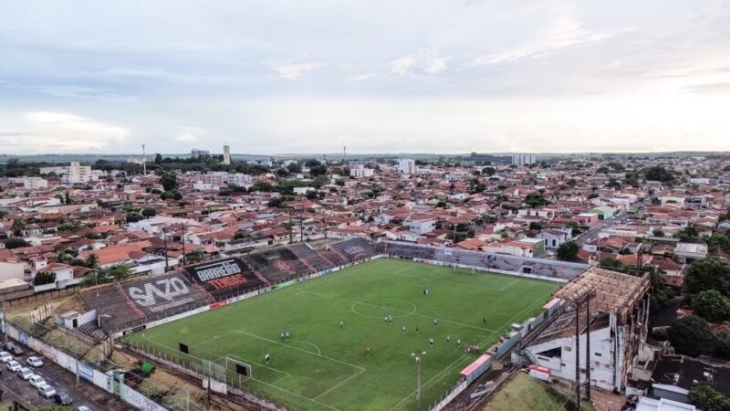 Barretos X Grêmio São-Carlense nas quartas da Série A4: onde assistir ao vivo e horário