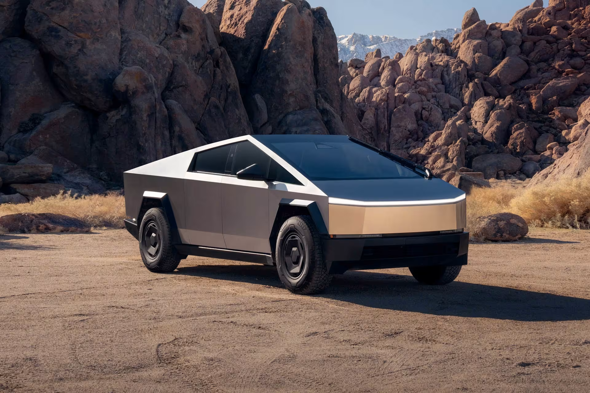 Empresas de Elon Musk compram 1,3 mil Cybertrucks e inflam vendas da Tesla nos EUA