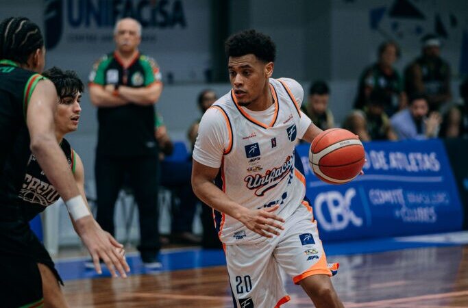 Osasco x Unifacisa: equipes se enfrentam buscando regularidade no NBB