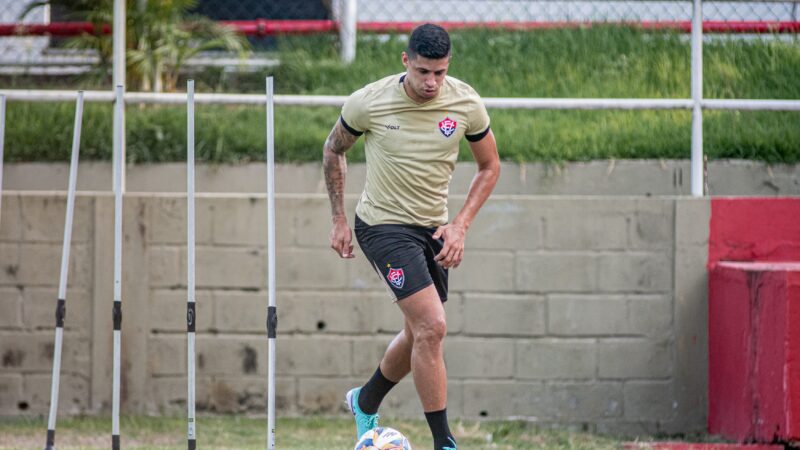 Com DM “lotado”, Vitória tem série de baixas contra o São Paulo, e defesa vira preocupação
