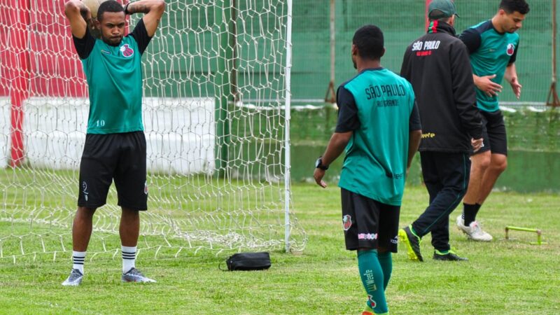 Jogador condenado por tentativa de homicídio se envolve em nova agressão a árbitro no RS