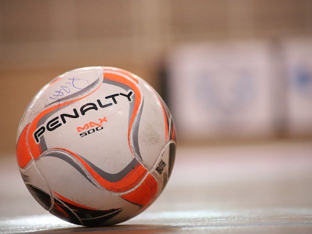 TRT-SC aceita medida da FCFS e suspende liminar que obrigava carteira assinada para atletas