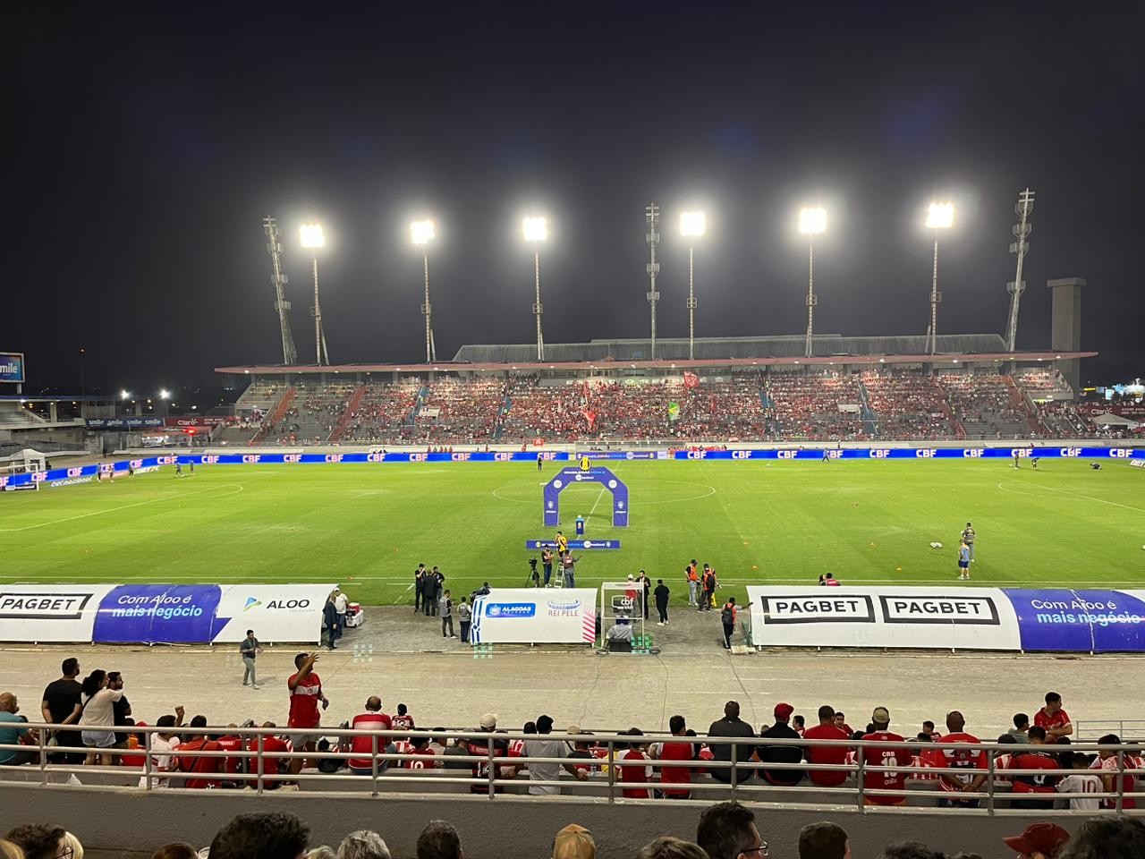 CRB x Athletic: onde assistir ao vivo, horário e escalações