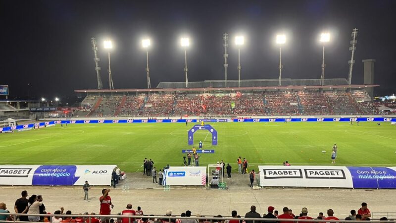 CRB x Avaí: onde assistir ao vivo, horário e escalações