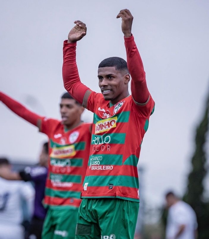 Treze anuncia contratação de dois defensores para sequência da Série D 2026