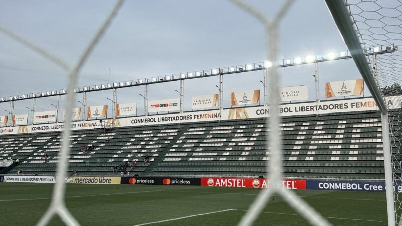 Barracas Central x Vasco: onde assistir ao vivo, horário e escalações