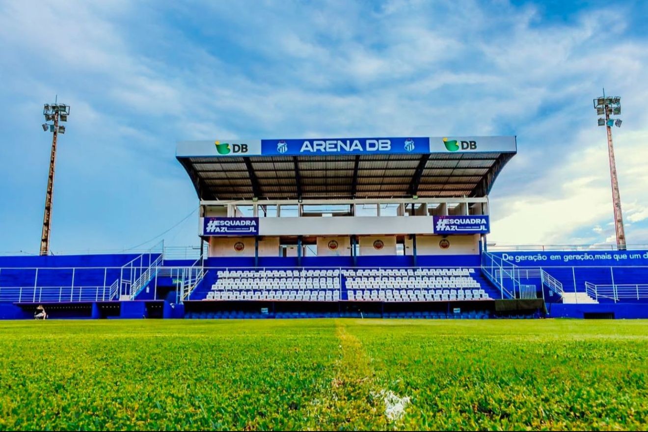 Sem calendário, time sensação do Mineiro dispensa funcionários e tenta alugar estádio