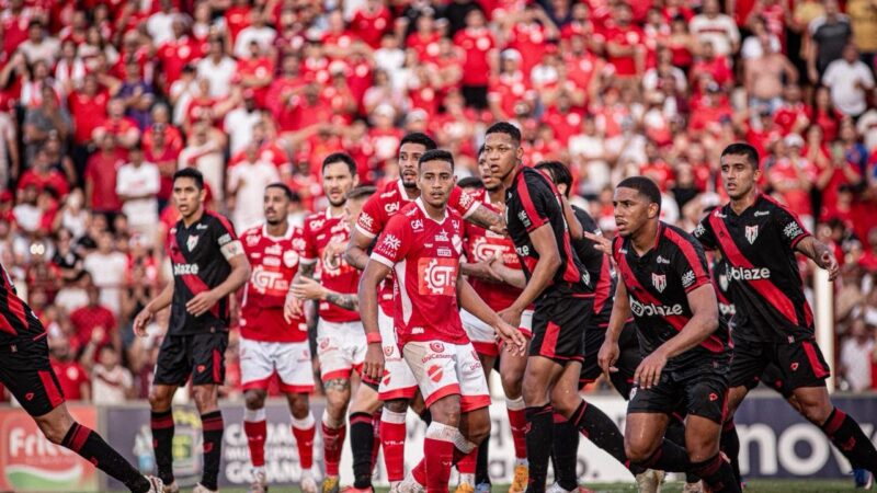 Vila Nova tenta quebrar tabu contra o Atlético-GO para vencer a primeira na Série B